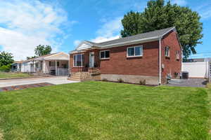 Exterior includes upgrades such as double pane windows, lava rock, decorative railraod ties and more