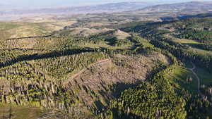 View of property location featuring a mountainous background