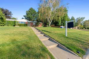 Welcoming front lawn