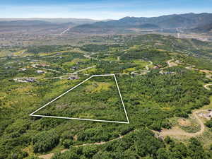 View of property location featuring property parcel outlined and a mountain backdrop