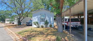 View of home's exterior