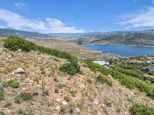 Bird's eye view of a water and mountain view
