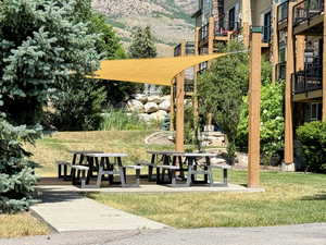 Outdoor eating area.
