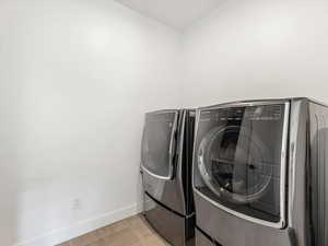 Washroom with washer and dryer