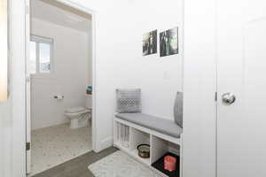 mudroom and 1\2 bath off of garage
