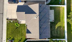 Aerial view of property and surrounding area