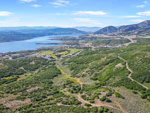 Bird's eye view of a water and mountain view