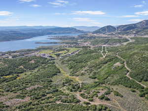 Bird's eye view of a water and mountain view