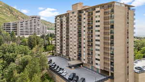 View of apartment building / complex