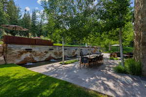 View of patio / terrace with outdoor dining area