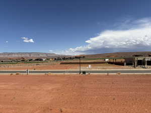 View of yard featuring a mountain view