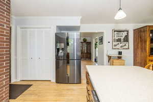 Pantry & Fridge (included)