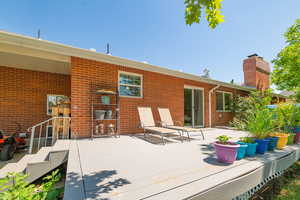 Back deck with kitchen access
