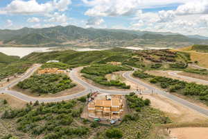 Bird's eye view of a water and mountain view