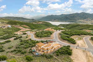 Bird's eye view of a water and mountain view