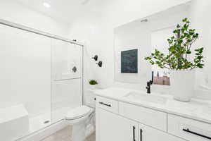 pic of model home of same floor plan, actual home may vary slightly on flooring, colors, cabinets, etc.