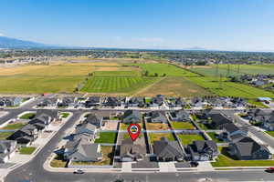 Aerial view of residential area with a mountain backdrop