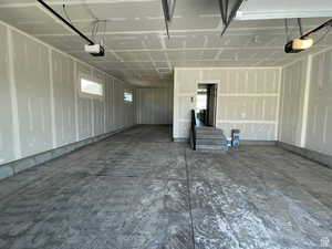 Oversized Garage with Tandem Deep on one side