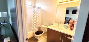 Casita Bathroom