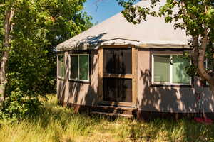 View of home's exterior