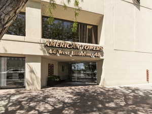 Main entrace for pedestrians/visitors