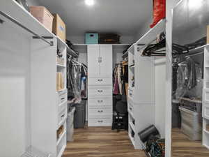 Spacious closet !