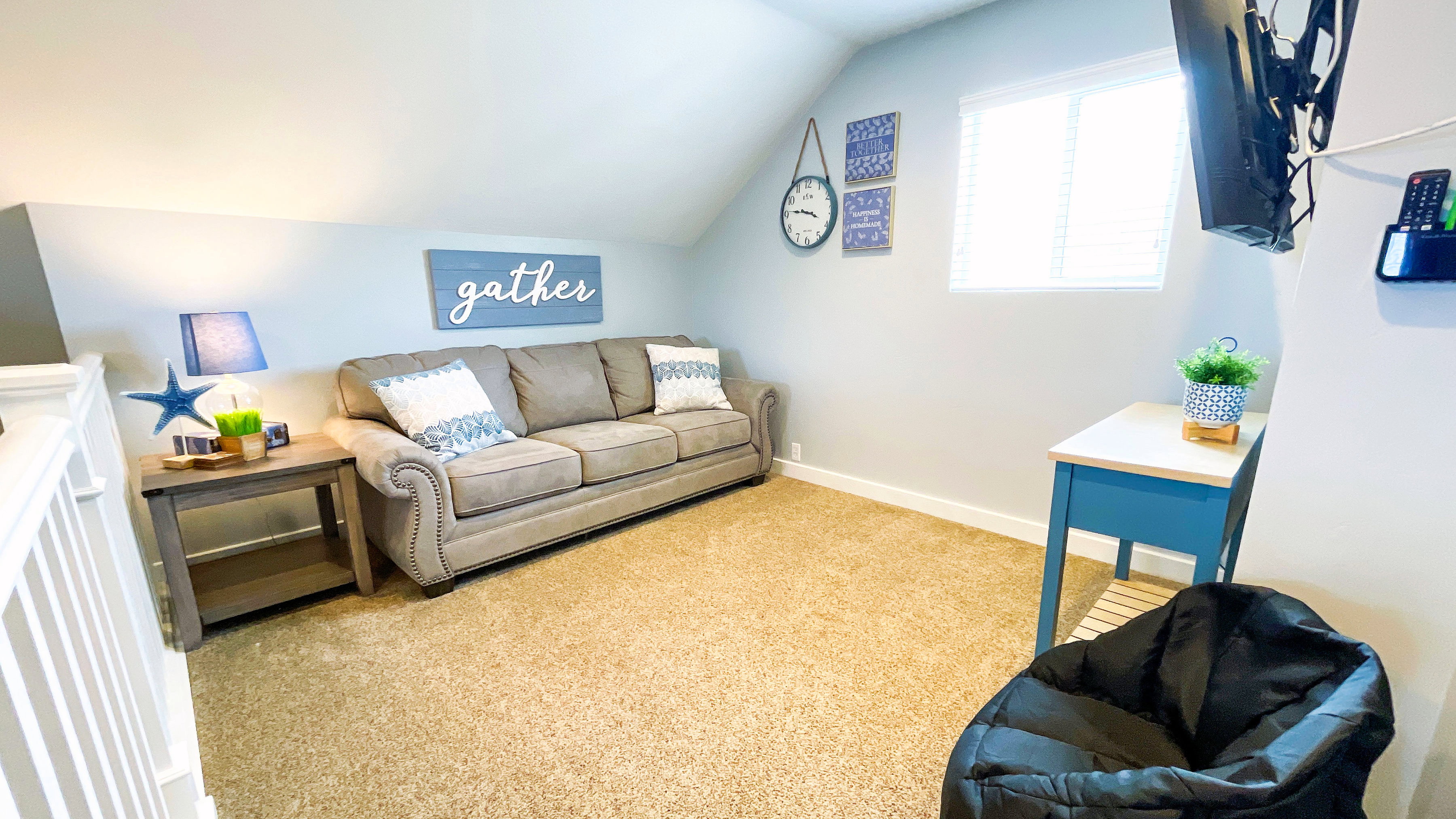 The Cottage loft with queen sleeper sofa