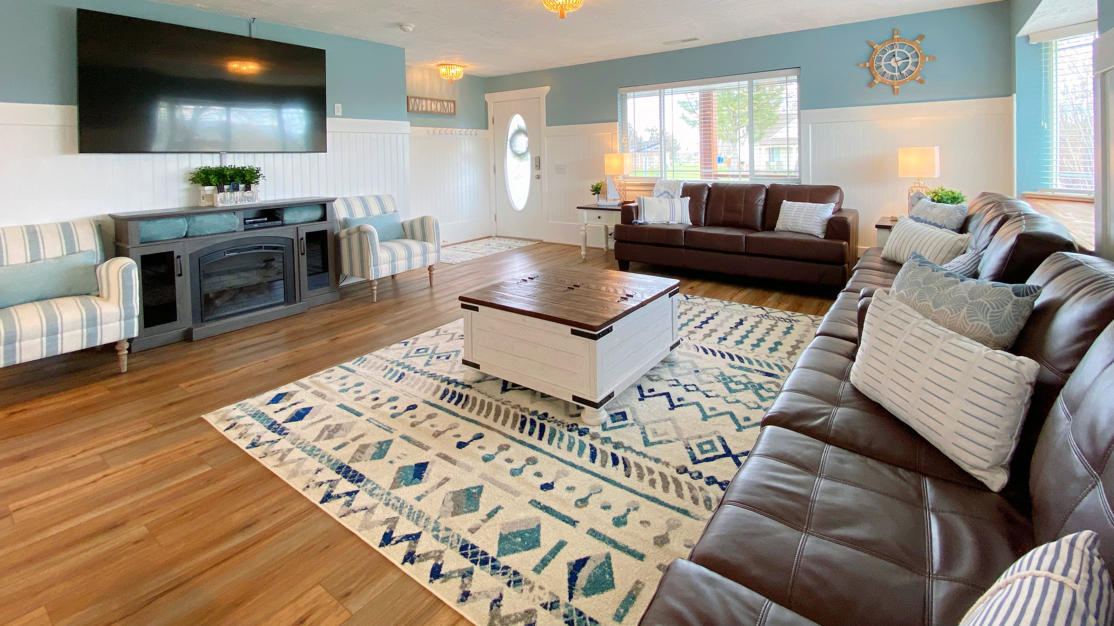 Living Room with electric fireplace, smart TV and DVD player