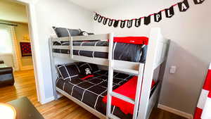 Yo Ho me Hearties! Ye be sleepin' 4  lads or lassies in this full over full bunk bed