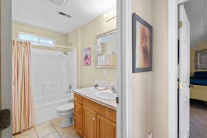 Upstairs Full Bath