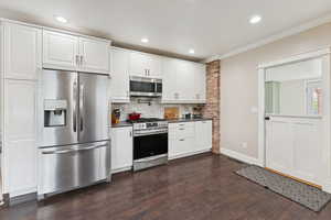 Appliances included
