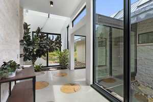 Entryway with a high ceiling