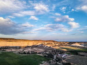 Aerial view - borders public lands