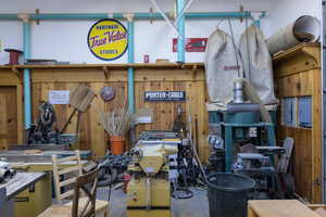Large Wood-working shop