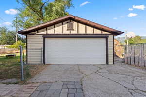 2-car garage