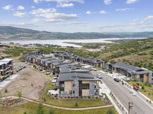 Bird's eye view of a water and mountain view