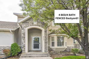 4 Bed/4 Bath & Fenced back yard!!!