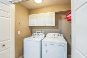 Washer & Dryer included!