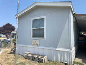 View of side of home