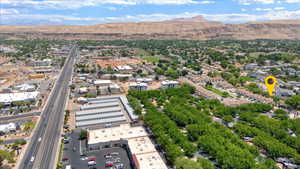 Bird's eye view of a mountainous background