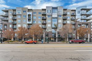 View of apartment building / complex