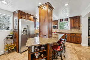 Kitchen Bar