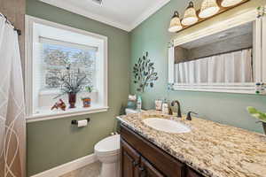 Upper Level Full Bathroom