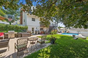 View of Back Yard/Pool?Home