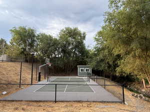 Pickleball/sport court with basketball and volleyball