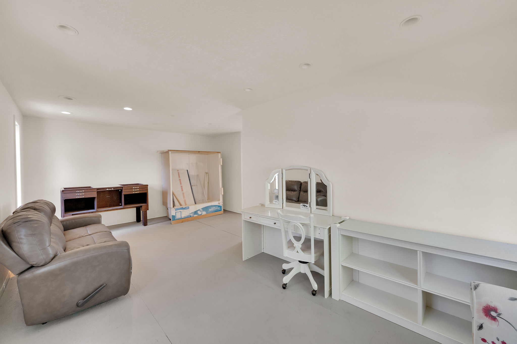 Office with recessed lighting