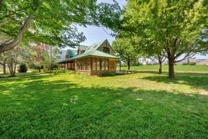 View of grassy yard
