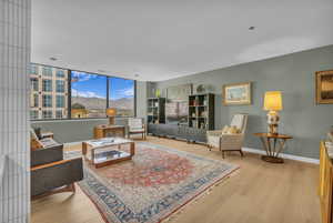 East views and as you can see, expansive living space to arrange and rearrange.