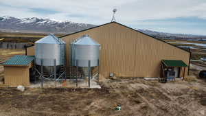 View of pole building featuring a mountain view