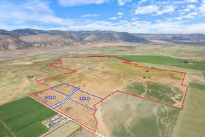 362 Acres of existing farming and ranch land with 4 fully developed lots. Boundaries are approximate. View Looking NW.